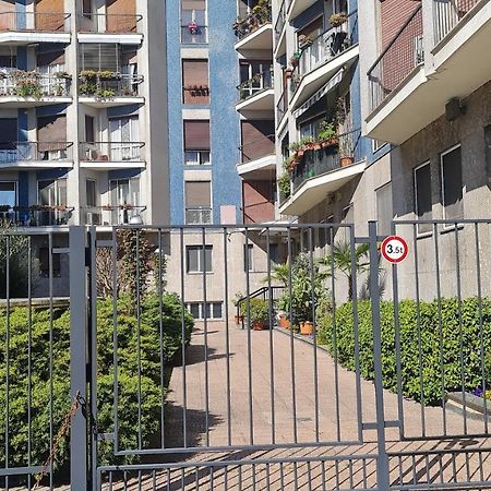Casa Tua Villa Milano Exterior foto